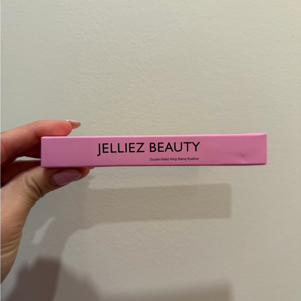 Jelliez Beauty Double-Sided Wing Stamp Eyeliner New